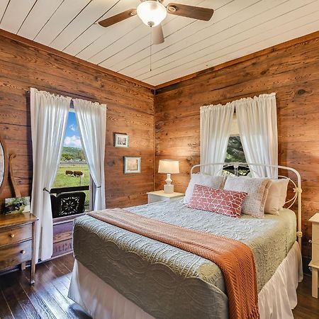 ウィンバリー Montesino Ranch Lodgingヴィラ エクステリア 写真
